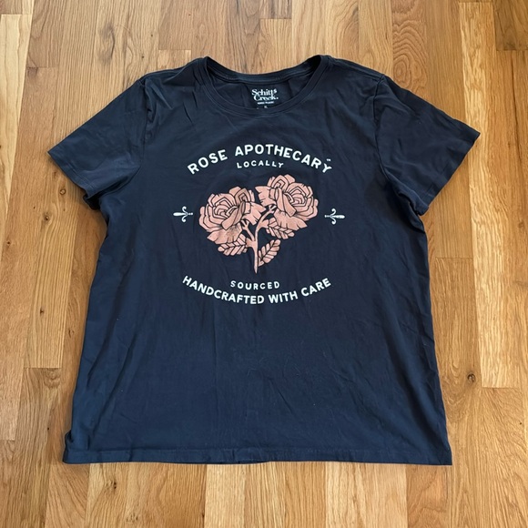Tops - T-Shirt
